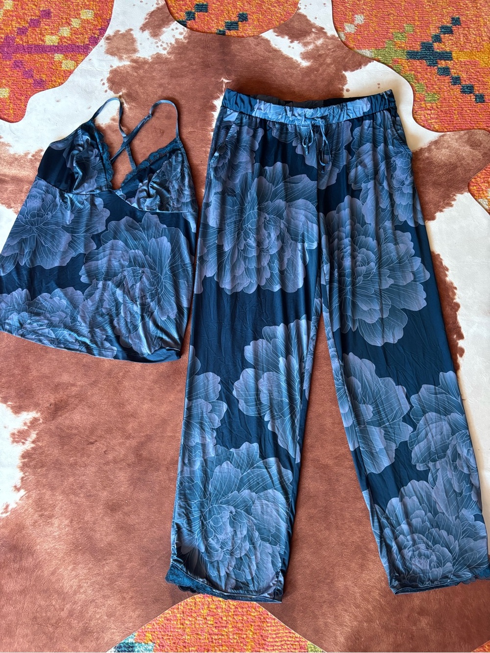 La Vie En Rose Navy Blue Floral Satin Camisole & Pajama Pant Set